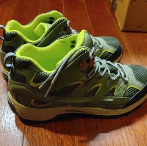 Merrell Moab 2 Mid Waterproof Green/Lime Boy's Size 6 NIB